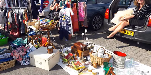 Kofferbakverkoop & rommelmarkt bij Brasserie Buitenhuis